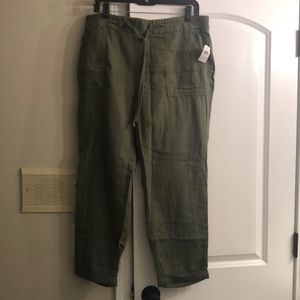 Old navy mid rise linen crop pant